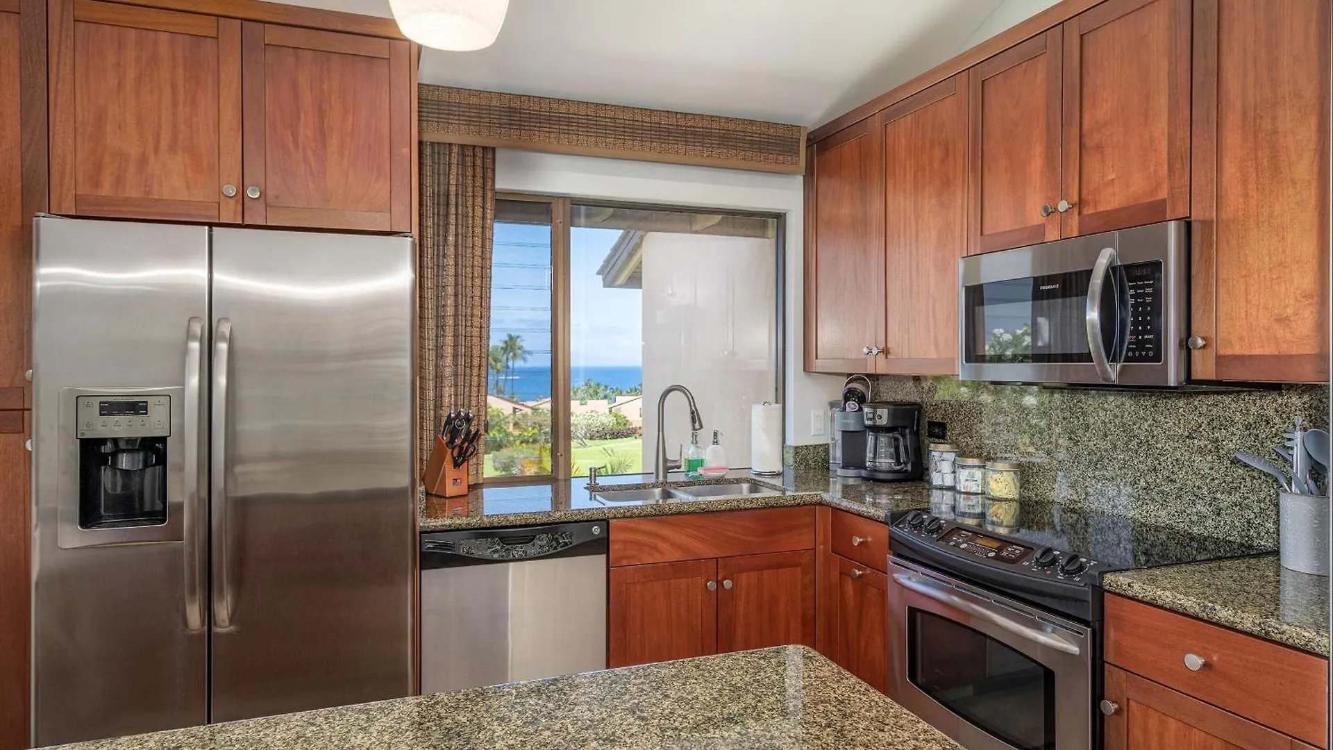 New Listing! - Wailea Ekahi 39E - Luxurious Ocean View Condo, Split Ac! 別荘 ワイレア