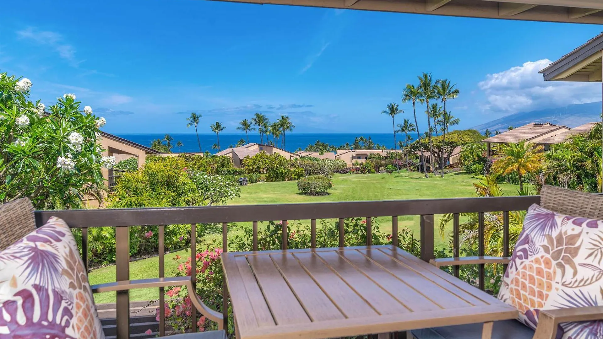 New Listing! - Wailea Ekahi 39E - Luxurious Ocean View Condo, Split Ac! 0*, ワイレア