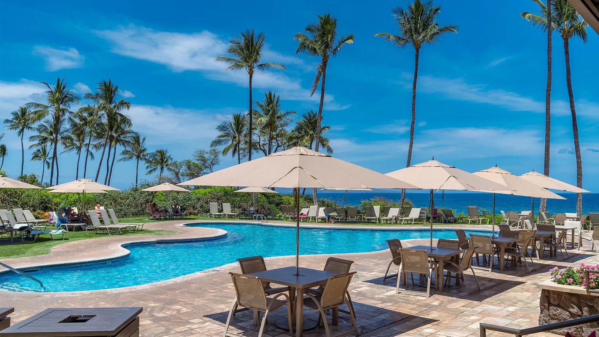 New Listing! - Wailea Ekahi 39E - Luxurious Ocean View Condo, Split Ac! 別荘